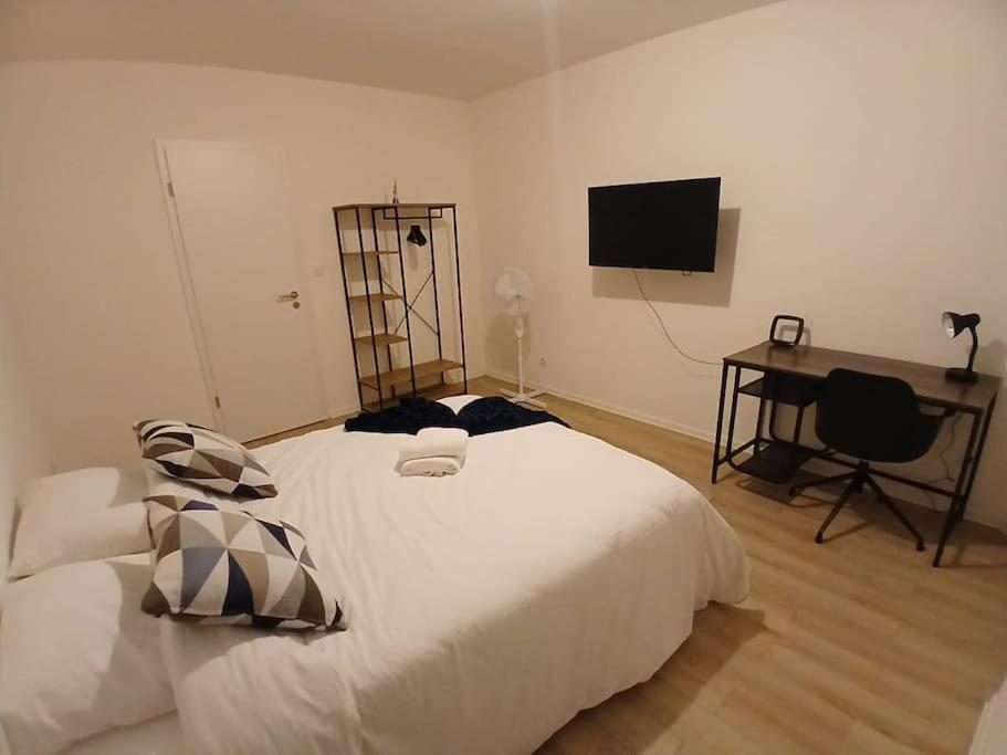 Appartement F1 Orchidee Mulhouse Extérieur photo